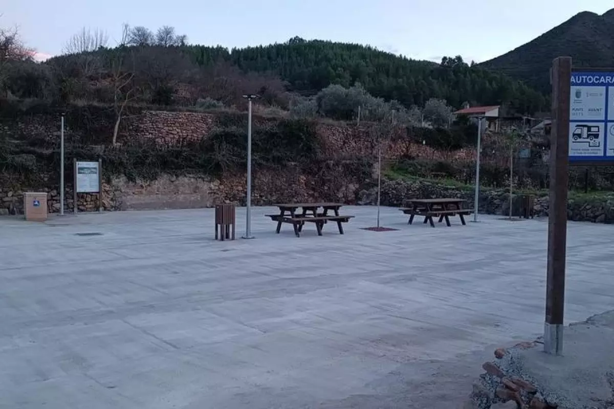Montán, en Castellón, estrena parque para autocaravanas: el municipio aumenta su oferta para este tipo de turismo "emergente"